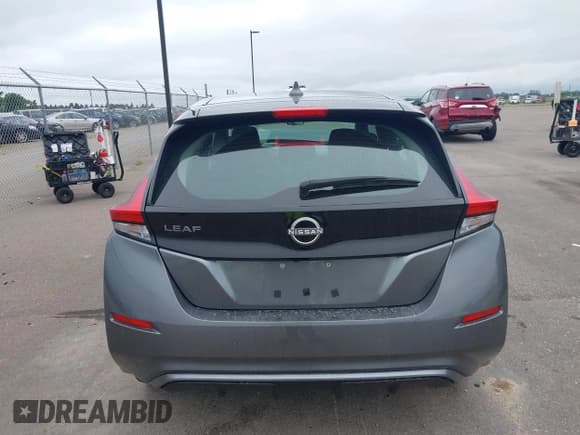 ✅ 2023 Nissan LEAF S • VIN: 1N4AZ1BV8PC562929 • Lot: 42601853. Listed on IAAI with 7,906 mi. Free auction sales archive from the USA and detailed vehicle history report at DreamBid. Image 16.