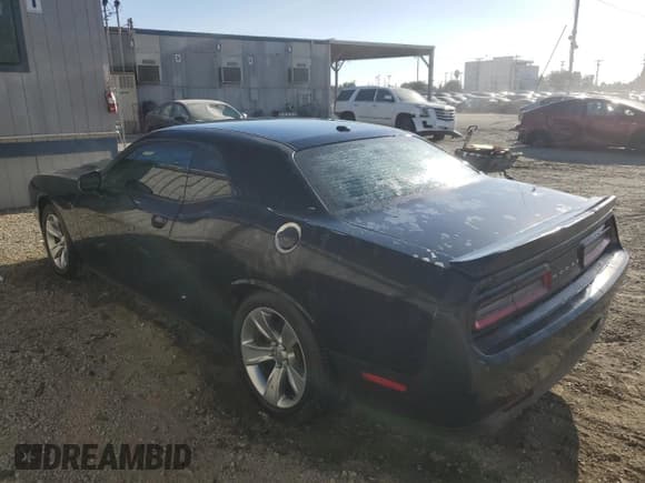 ✅ 2015 Dodge Challenger SXT • VIN: 2C3CDZAG1FH773831 • Lot: 81973835. Wystawiony na Copart z przebiegiem 144 940 mil. Bezpłatny archiwum sprzedaży aukcyjnych z USA i szczegółowy raport historii pojazdu na DreamBid. Zdjęcie 2.
