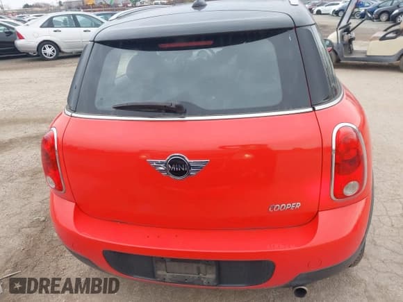 ✅ 2012 MINI Countryman • VIN: WMWZB3C55CWM06283 • Lot: 43788787. Wystawiony na IAAI z przebiegiem 180 321 mil. Bezpłatny archiwum sprzedaży aukcyjnych z USA i szczegółowy raport historii pojazdu na DreamBid. Zdjęcie 17.
