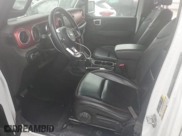 ✅ 2021 Jeep Wrangler Unlimited Rubicon • VIN: 1C4JJXFM3MW753710 • Lot: 60746525. Wystawiony na Copart z przebiegiem 96 561 mil. Bezpłatny archiwum sprzedaży aukcyjnych z USA i szczegółowy raport historii pojazdu na DreamBid. Zdjęcie 7.