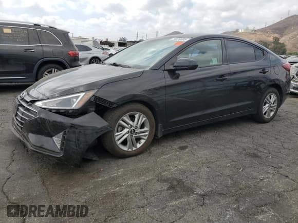 ✅ 2020 Hyundai Elantra Value Edition • VIN: 5NPD84LF9LH601478 • Lot: 71879005. Listed on Copart with 98,506 mi. Free auction sales archive from the USA and detailed vehicle history report at DreamBid. Image 1.