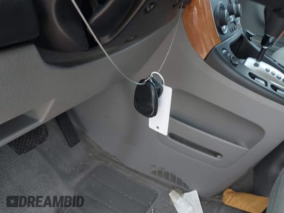 ✅ 2006 Saturn VUE • VIN: 5GZCZ53416S826981 • Lot: 42359831. Wystawiony na IAAI z przebiegiem 168 457 mil. Bezpłatny archiwum sprzedaży aukcyjnych z USA i szczegółowy raport historii pojazdu na DreamBid. Zdjęcie 11.