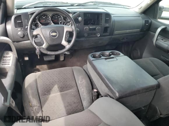 ✅ 2007 Chevrolet Silverado 2500HD 1LT • VIN: 1GCHK23657F557051 • Лот: 63984665. Опубликован ранее на Copart с пробегом Не указан. Бесплатный доступ к архиву аукционных продаж из США и подробный отчёт об истории автомобиля на DreamBid. Изображение 8.