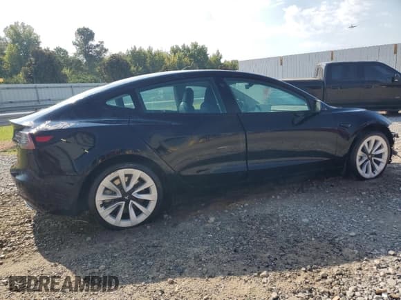 ✅ 2022 Tesla Model 3 • VIN: 5YJ3E1EA4NF371743 • Лот: 71681535. Опубликован ранее на Copart с пробегом 45 532 миль. Бесплатный доступ к архиву аукционных продаж из США и подробный отчёт об истории автомобиля на DreamBid. Изображение 3.