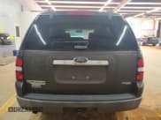 ✅ 2006 Ford Explorer XLS • VIN: 1FMEU72EX6UA42250 • Lot: 68929885. Wystawiony na Copart z przebiegiem 151 535 mil. Bezpłatny archiwum sprzedaży aukcyjnych z USA i szczegółowy raport historii pojazdu na DreamBid. Zdjęcie 6.