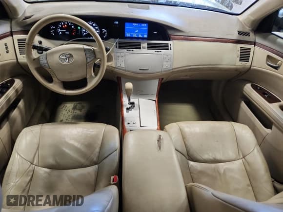 ✅ 2010 Toyota Avalon XLS • VIN: 4T1BK3DB7AU353406 • Lot: 81708855. Listed on Copart with 175,754 mi. Free auction sales archive from the USA and detailed vehicle history report at DreamBid. Image 8.