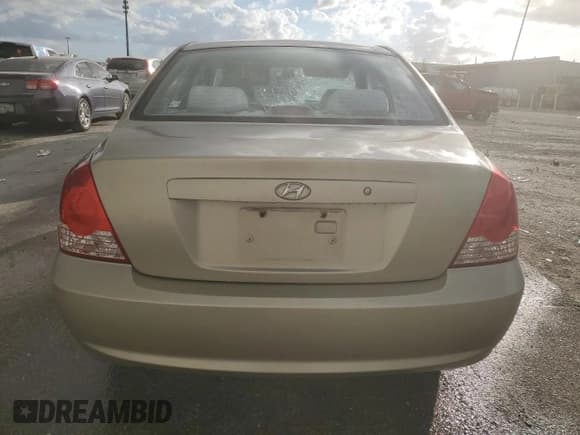 ✅ 2006 Hyundai Elantra GLS • VIN: KMHDN46D06U363741 • Lot: 86366284. Wystawiony na Copart z przebiegiem 45 040 mil. Bezpłatny archiwum sprzedaży aukcyjnych z USA i szczegółowy raport historii pojazdu na DreamBid. Zdjęcie 6.