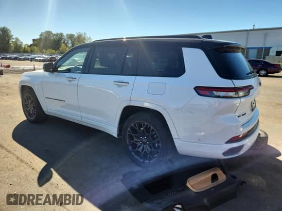 ✅ 2023 Jeep Grand Cherokee Summit • VIN: 1C4RJKEG6P8771614 • Lot: 85094655. Listed on Copart with 16,172 mi. Free auction sales archive from the USA and detailed vehicle history report at DreamBid. Image 2.
