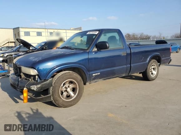 ✅ 2000 Chevrolet S-10 • VIN: 1GCCS1458Y8273266 • Лот: 44273235. Опубликован ранее на Copart с пробегом Не указан. Бесплатный доступ к архиву аукционных продаж из США и подробный отчёт об истории автомобиля на DreamBid. Изображение 1.