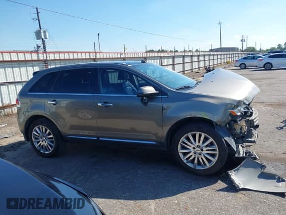 ✅ 2012 Lincoln MKX • VIN: 2LMDJ6JK9CBL08353 • Lot: 43544998. Listed on IAAI with 206,513 mi. Free auction sales archive from the USA and detailed vehicle history report at DreamBid. Image 14.