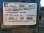 2004 Chevrolet Silverado 1500 LS z VIN 1GCEC14V74Z103166, wystawiony jako Copart lot #77694504 z przebiegiem 327 931 mil mil oraz Czysty tytuł • Clean title. Historia ofert i sprzedaży dostępna na DreamBid. Obrazek 12.