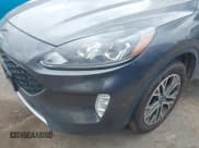 ✅ 2020 Ford Escape SEL • VIN: 1FMCU9H69LUC37514 • Lot: 43387651. Wystawiony na IAAI z przebiegiem 113 389 mil. Bezpłatny archiwum sprzedaży aukcyjnych z USA i szczegółowy raport historii pojazdu na DreamBid. Zdjęcie 6.