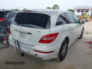 ✅ 2011 Mercedes-Benz R 350 • VIN: 4JGCB6FEXBA113685 • Lot: 42437813. Listed on IAAI with 90,653 mi. Free auction sales archive from the USA and detailed vehicle history report at DreamBid. Image 4.