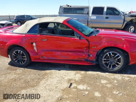 ✅ 2000 Ford Mustang GT • VIN: 1FAFP45X6YF214265 • Lot: 41662925. Listed on IAAI with 81,814 mi. Free auction sales archive from the USA and detailed vehicle history report at DreamBid. Image 6.