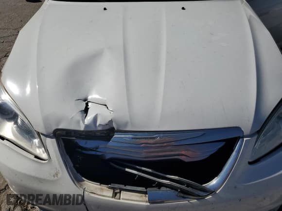 ✅ 2013 Chrysler 200 Touring • VIN: 1C3BCBEB3DN560100 • Lot: 87376905. Wystawiony na Copart z przebiegiem 198 945 mil. Bezpłatny archiwum sprzedaży aukcyjnych z USA i szczegółowy raport historii pojazdu na DreamBid. Zdjęcie 11.