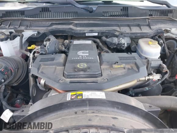 ✅ 2018 Ram 2500 Laramie • VIN: 3C6UR5FL0JG329369 • Lot: 42539876. Wystawiony na IAAI z przebiegiem 36 872 mil. Bezpłatny archiwum sprzedaży aukcyjnych z USA i szczegółowy raport historii pojazdu na DreamBid. Zdjęcie 10.