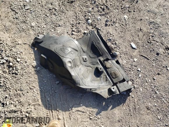 ✅ 2016 Chevrolet Tahoe Commercial • VIN: 1GNLCDEC4GR390113 • Lot: 86555114. Listed on Copart with 175,984 mi. Free auction sales archive from the USA and detailed vehicle history report at DreamBid. Image 13.