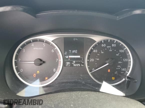 ✅ 2021 Nissan Versa S • VIN: 3N1CN8DV6ML854876 • Lot: 81326275. Listed on Copart with 92,252 mi. Free auction sales archive from the USA and detailed vehicle history report at DreamBid. Image 9.