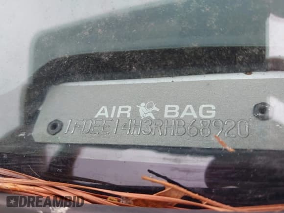 ✅ 1994 Ford Econoline Cargo • VIN: 1FDEE14H3RHB68920 • Lot: 42924412. Listed on IAAI with 207,392 mi. Free auction sales archive from the USA and detailed vehicle history report at DreamBid. Image 9.