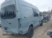 ✅ 2023 Mercedes-Benz Sprinter • VIN: W1W4NBVY8PT131445 • Лот: 41826124. Опубликован ранее на IAAI с пробегом 7 376 миль. Бесплатный доступ к архиву аукционных продаж из США и подробный отчёт об истории автомобиля на DreamBid. Изображение 4.
