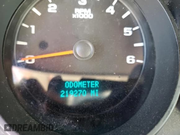 ✅ 2009 GMC Sierra 1500 SL • VIN: 2GTEC19C991121448 • Лот: 54352985. Опубликован ранее на Copart с пробегом 219 270 миль. Бесплатный доступ к архиву аукционных продаж из США и подробный отчёт об истории автомобиля на DreamBid. Изображение 9.