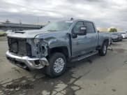✅ 2025 Chevrolet Silverado 2500HD LT • VIN: 2GC1KNEY0S1210275 • Lot: 84286885. Wystawiony na Copart z przebiegiem 9 525 mil. Bezpłatny archiwum sprzedaży aukcyjnych z USA i szczegółowy raport historii pojazdu na DreamBid. Zdjęcie 1.