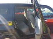 ✅ 2007 Chevrolet HHR LT • VIN: 3GNDA23D17S512210 • Lot: 43648206. Wystawiony na IAAI z przebiegiem 164 359 mil. Bezpłatny archiwum sprzedaży aukcyjnych z USA i szczegółowy raport historii pojazdu na DreamBid. Zdjęcie 8.