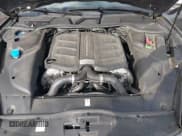 ✅ 2017 Porsche Cayenne S • VIN: WP1AB2A22HLA53222 • Lot: 43678431. Wystawiony na IAAI z przebiegiem 88 907 mil. Bezpłatny archiwum sprzedaży aukcyjnych z USA i szczegółowy raport historii pojazdu na DreamBid. Zdjęcie 10.