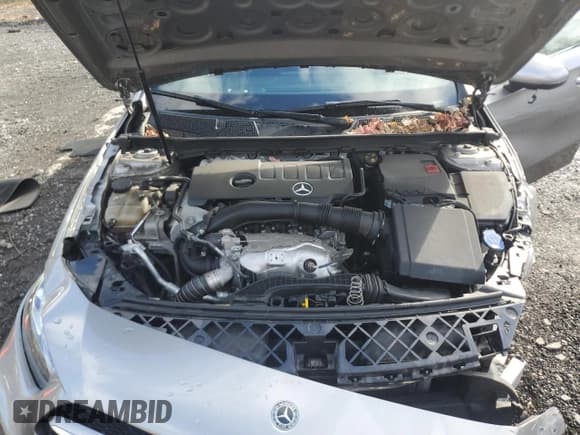 ✅ 2019 Mercedes-Benz A 220 • VIN: WDD3G4FB7KW028232 • Lot: 87040965. Listed on Copart with 91,847 mi. Free auction sales archive from the USA and detailed vehicle history report at DreamBid. Image 11.