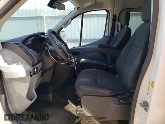 ✅ 2018 Ford Transit Passenger XL • VIN: 1FBZX2YG9JKA72955 • Lot: 59350194. Listed on Copart with 151,401 mi. Free auction sales archive from the USA and detailed vehicle history report at DreamBid. Image 7.