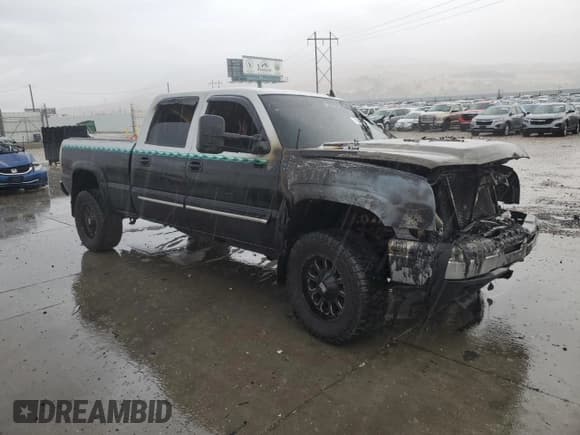 ✅ 2006 Chevrolet Silverado 2500HD LT3 • VIN: 1GCHK23D86F254469 • Лот: 70549495. Опубликован ранее на Copart с пробегом Не указан. Бесплатный доступ к архиву аукционных продаж из США и подробный отчёт об истории автомобиля на DreamBid. Изображение 4.