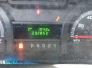 ✅ 2010 Ford Econoline Cargo Commercial • VIN: 1FTNE1EWXADA67094 • Лот: 43173889. Опубликован ранее на IAAI с пробегом 202 853 миль. Бесплатный доступ к архиву аукционных продаж из США и подробный отчёт об истории автомобиля на DreamBid. Изображение 7.