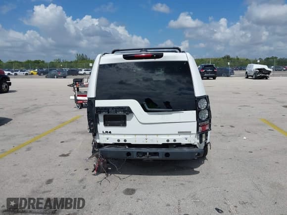 ✅ 2016 Land Rover LR4 HSE Lux • VIN: SALAK2V68GA784237 • Lot: 39564083. Listed on IAAI with Not provided. Free auction sales archive from the USA and detailed vehicle history report at DreamBid. Image 16.