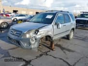 ✅ 2005 Honda CR-V EX • VIN: JHLRD78875C010838 • Lot: 43761589. Wystawiony na IAAI z przebiegiem 204 848 mil. Bezpłatny archiwum sprzedaży aukcyjnych z USA i szczegółowy raport historii pojazdu na DreamBid. Zdjęcie 17.