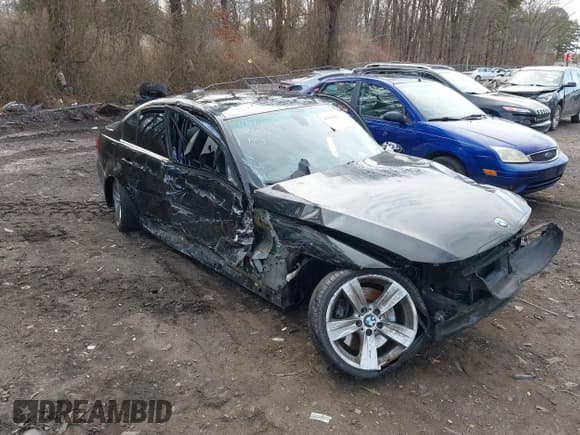 ✅ 2008 BMW 3 Series 335i • VIN: WBAVB77508NJ97001 • Лот: 41880489. Опубликован ранее на IAAI с пробегом 181 518 миль. Бесплатный доступ к архиву аукционных продаж из США и подробный отчёт об истории автомобиля на DreamBid. Изображение 1.