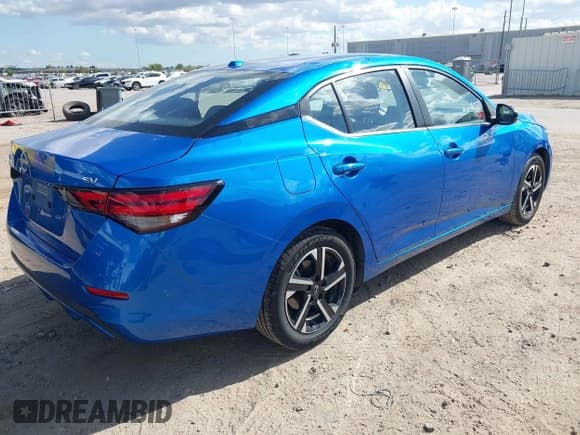 ✅ 2024 Nissan Sentra SV • VIN: 3N1AB8CV4RY313997 • Lot: 43707983. Listed on IAAI with 34,528 mi. Free auction sales archive from the USA and detailed vehicle history report at DreamBid. Image 4.