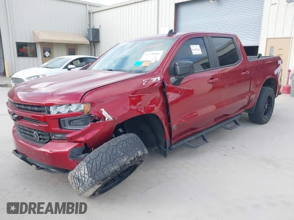 ✅ 2021 Chevrolet Silverado 1500 RST • VIN: 3GCUYEED7MG452645 • Lot: 42738066. Wystawiony na IAAI z przebiegiem 125 183 mil. Bezpłatny archiwum sprzedaży aukcyjnych z USA i szczegółowy raport historii pojazdu na DreamBid. Zdjęcie 2.