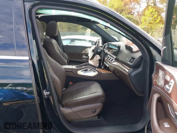 ✅ 2022 Mercedes-Benz GLS 450 • VIN: 4JGFF5KE8NA652747 • Lot: 43555885. Listed on IAAI with 31,148 mi. Free auction sales archive from the USA and detailed vehicle history report at DreamBid. Image 5.