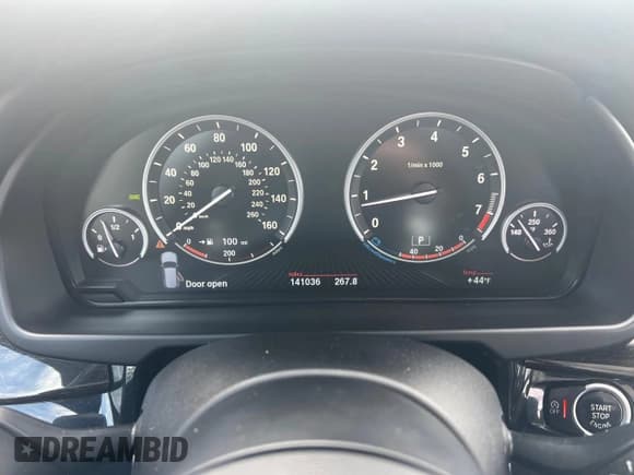 ✅ 2015 BMW X5 xDrive50i • VIN: 5UXKR6C50F0J76918 • Lot: 48632265. Listed on Copart with 141,000 mi. Free auction sales archive from the USA and detailed vehicle history report at DreamBid. Image 8.