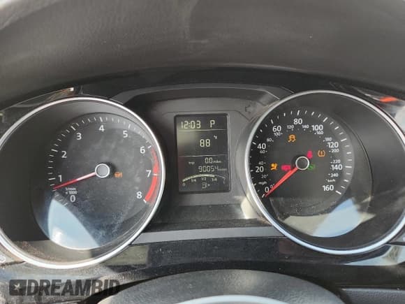 ✅ 2017 Volkswagen Jetta Sport • VIN: 3VWD17AJ2HM394444 • Lot: 69406425. Listed on Copart with 90,054 mi. Free auction sales archive from the USA and detailed vehicle history report at DreamBid. Image 9.