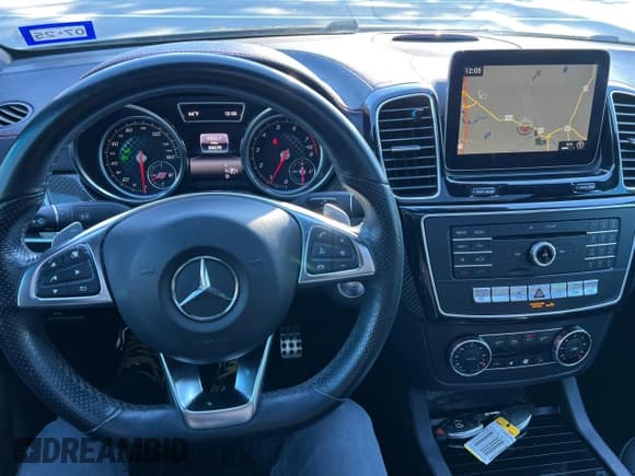 ✅ 2016 Mercedes-Benz GLE 450 AMG • VIN: 4JGED6EB2GA047733 • Lot: 93778125. Wystawiony na Copart z przebiegiem 84 670 mil. Bezpłatny archiwum sprzedaży aukcyjnych z USA i szczegółowy raport historii pojazdu na DreamBid. Zdjęcie 7.