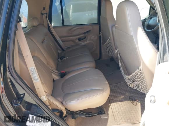 ✅ 1998 Ford Expedition XLT • VIN: 1FMPU18L2WLB70290 • Lot: 43480601. Wystawiony na IAAI z przebiegiem 145 154 mil. Bezpłatny archiwum sprzedaży aukcyjnych z USA i szczegółowy raport historii pojazdu na DreamBid. Zdjęcie 8.