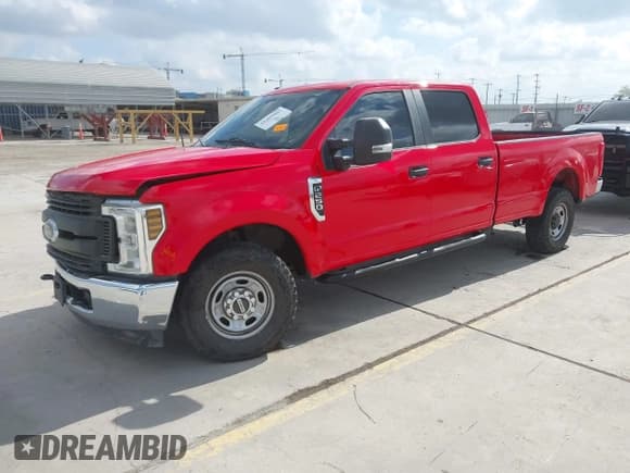✅ 2019 Ford F-250 XL • VIN: 1FT7W2A62KEG48019 • Lot: 43489401. Listed on IAAI with 159,545 mi. Free auction sales archive from the USA and detailed vehicle history report at DreamBid. Image 20.