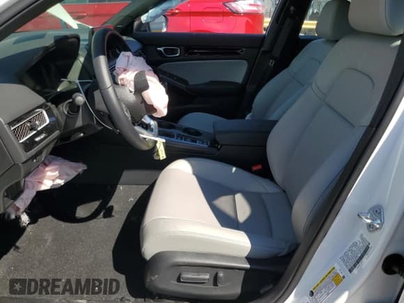 ✅ 2025 Honda Civic Sport • VIN: 2HGFE4F88SH320151 • Lot: 71067905. Wystawiony na Copart z przebiegiem 2 449 mil. Bezpłatny archiwum sprzedaży aukcyjnych z USA i szczegółowy raport historii pojazdu na DreamBid. Zdjęcie 7.