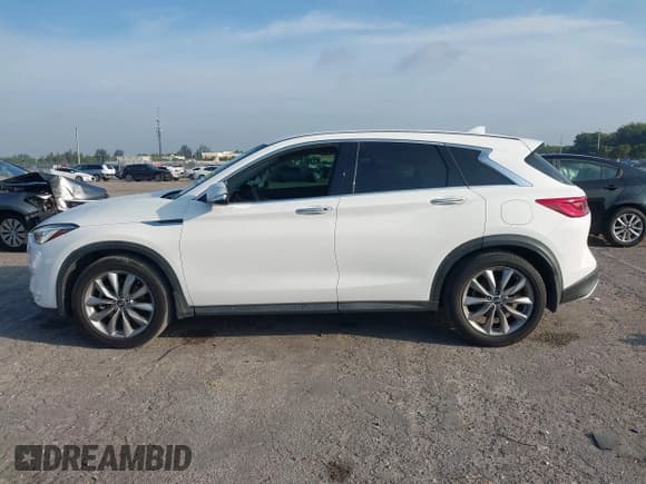 ✅ 2019 Infiniti QX50 Essential • VIN: 3PCAJ5M11KF139690 • Lot: 41760165. Listed on IAAI with 31,621 mi. Free auction sales archive from the USA and detailed vehicle history report at DreamBid. Image 15.