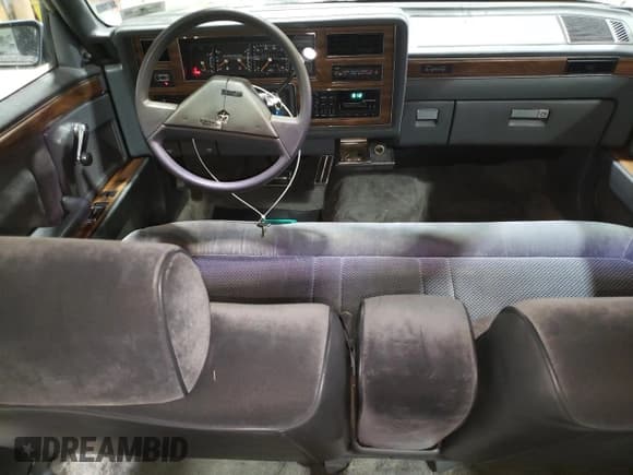 ✅ 1989 Dodge Dynasty • VIN: 1B3BC4634KD442902 • Lot: 85151394. Listed on Copart with 63,120 mi. Free auction sales archive from the USA and detailed vehicle history report at DreamBid. Image 8.