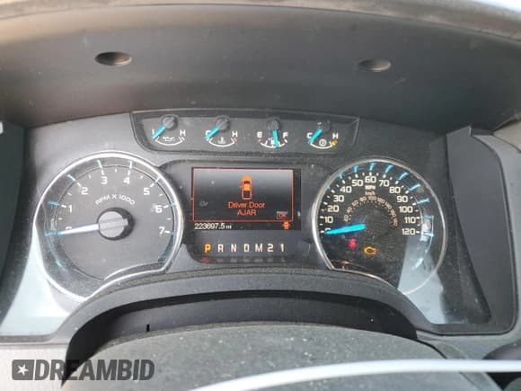 ✅ 2013 Ford F-150 XL • VIN: 1FTFX1EF1DFB25701 • Лот: 58854965. Опубликован ранее на Copart с пробегом 223 697 миль. Бесплатный доступ к архиву аукционных продаж из США и подробный отчёт об истории автомобиля на DreamBid. Изображение 9.