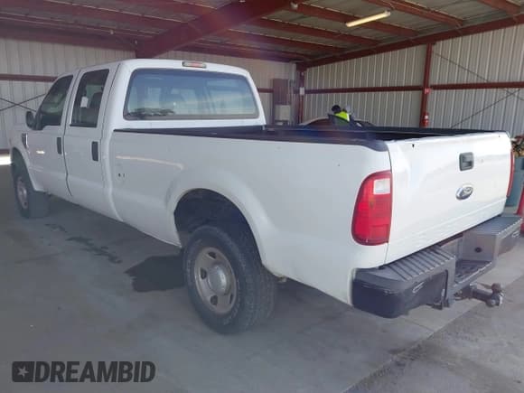 ✅ 2008 Ford F-250 XL • VIN: 1FTSW21548EA98333 • Lot: 41810463. Listed on IAAI with 132,854 mi. Free auction sales archive from the USA and detailed vehicle history report at DreamBid. Image 3.