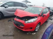 ✅ 2014 Ford Fiesta SE • VIN: 3FADP4EJ7EM121480 • Lot: 43777218. Wystawiony na IAAI z przebiegiem Nie podano. Bezpłatny archiwum sprzedaży aukcyjnych z USA i szczegółowy raport historii pojazdu na DreamBid. Zdjęcie 2.