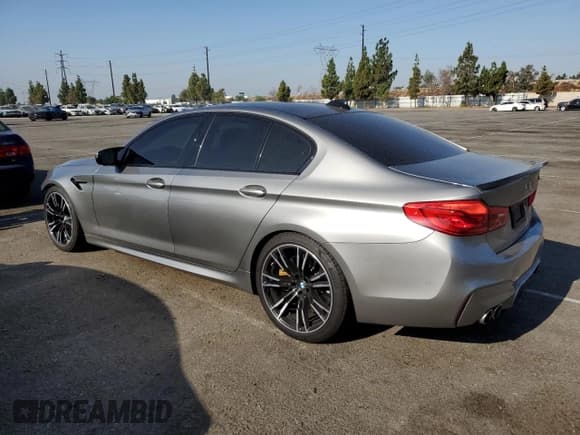 ✅ 2020 BMW M5 Competition • VIN: WBSJF0C09LCD44004 • Lot: 62983223. Wystawiony na Copart z przebiegiem 17 529 mil. Bezpłatny archiwum sprzedaży aukcyjnych z USA i szczegółowy raport historii pojazdu na DreamBid. Zdjęcie 2.